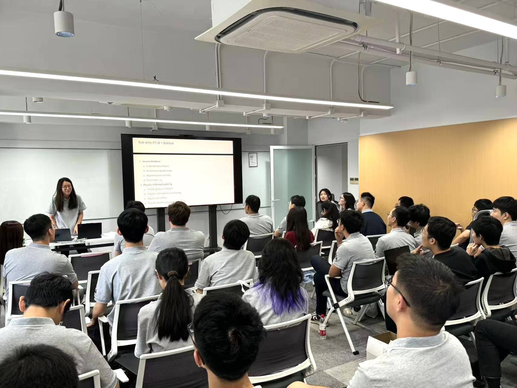 20250830-人工智能学院开学典礼-王梦婷-新生教育现场.jpg